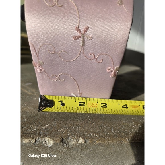 Vintage La Regale Pink Embroidered Purse Satin Clutch Evening Formal Balletcore - Picture 2 of 10